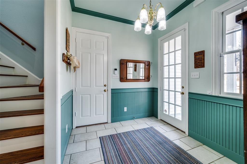 1827 Dr Sanders Road Aubrey, TX 76227 - Photo 18 of 40