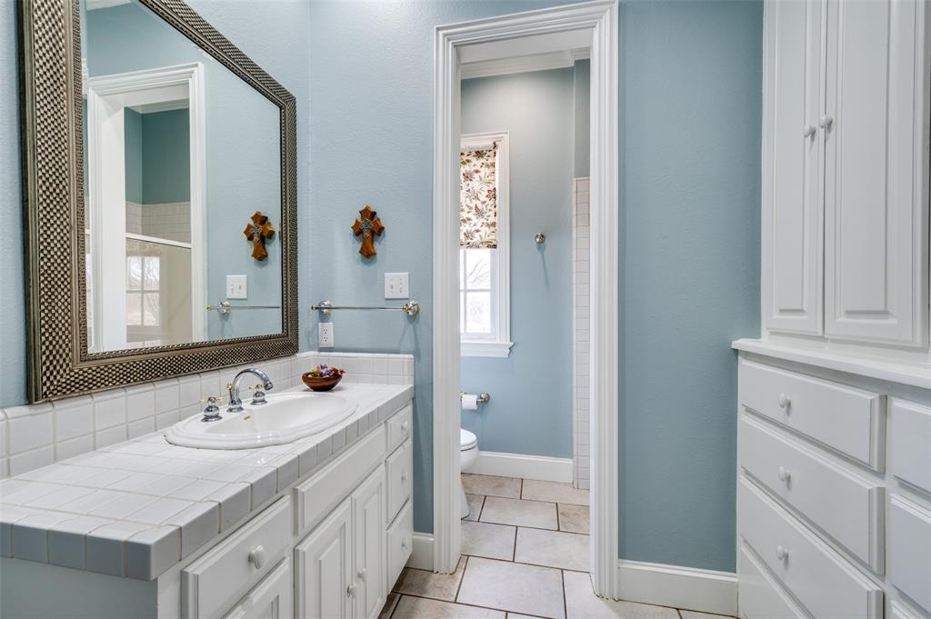 1827 Dr Sanders Road Aubrey, TX 76227 - Photo 28 of 40