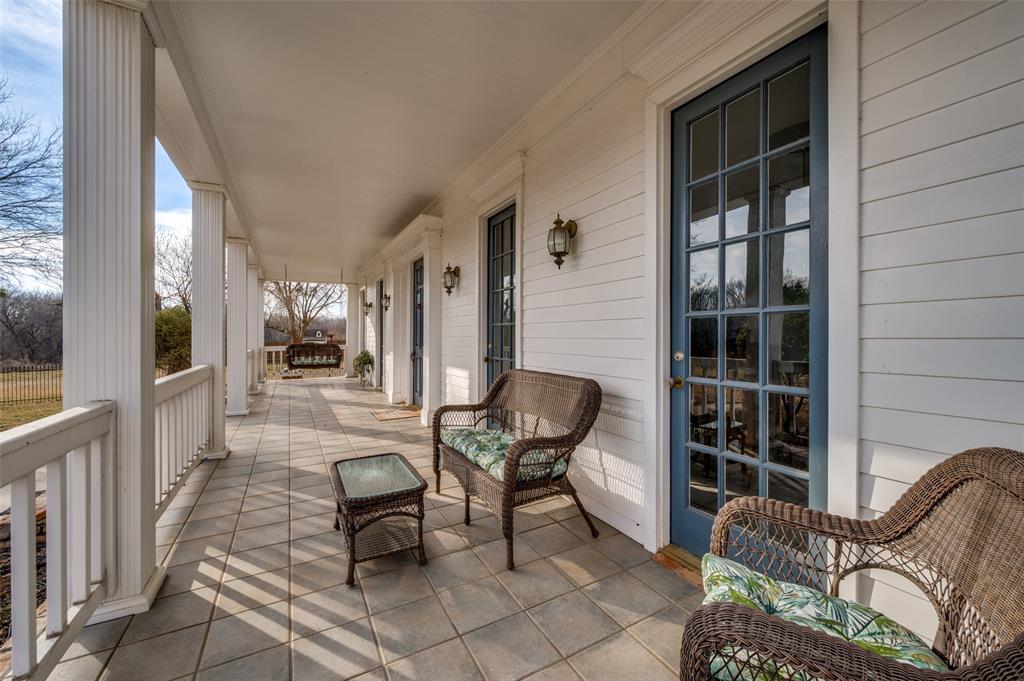 1827 Dr Sanders Road Aubrey, TX 76227 - Photo 5 of 40