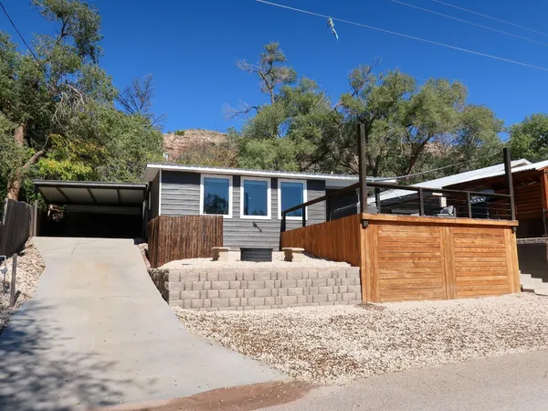 $298,500 | 21 Comanche Drive, Lubbock, TX 79404