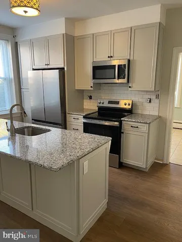 $1,900 | 309 North Stratton Street, Gettysburg, PA 17325