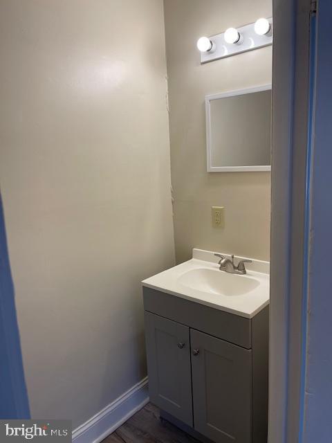 309 North Stratton Street Gettysburg, PA 17325 - Photo 8 of 18 a bathroom with a sink vanity and a mirror