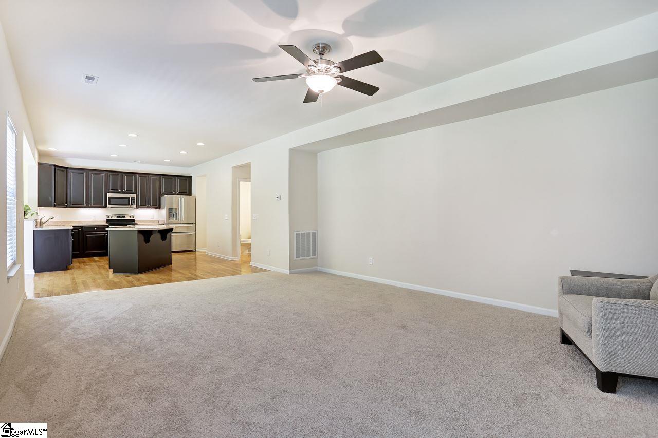 210 Shale Court Greenville, SC 29607 - Photo 13 of 36 Gallery Image 13