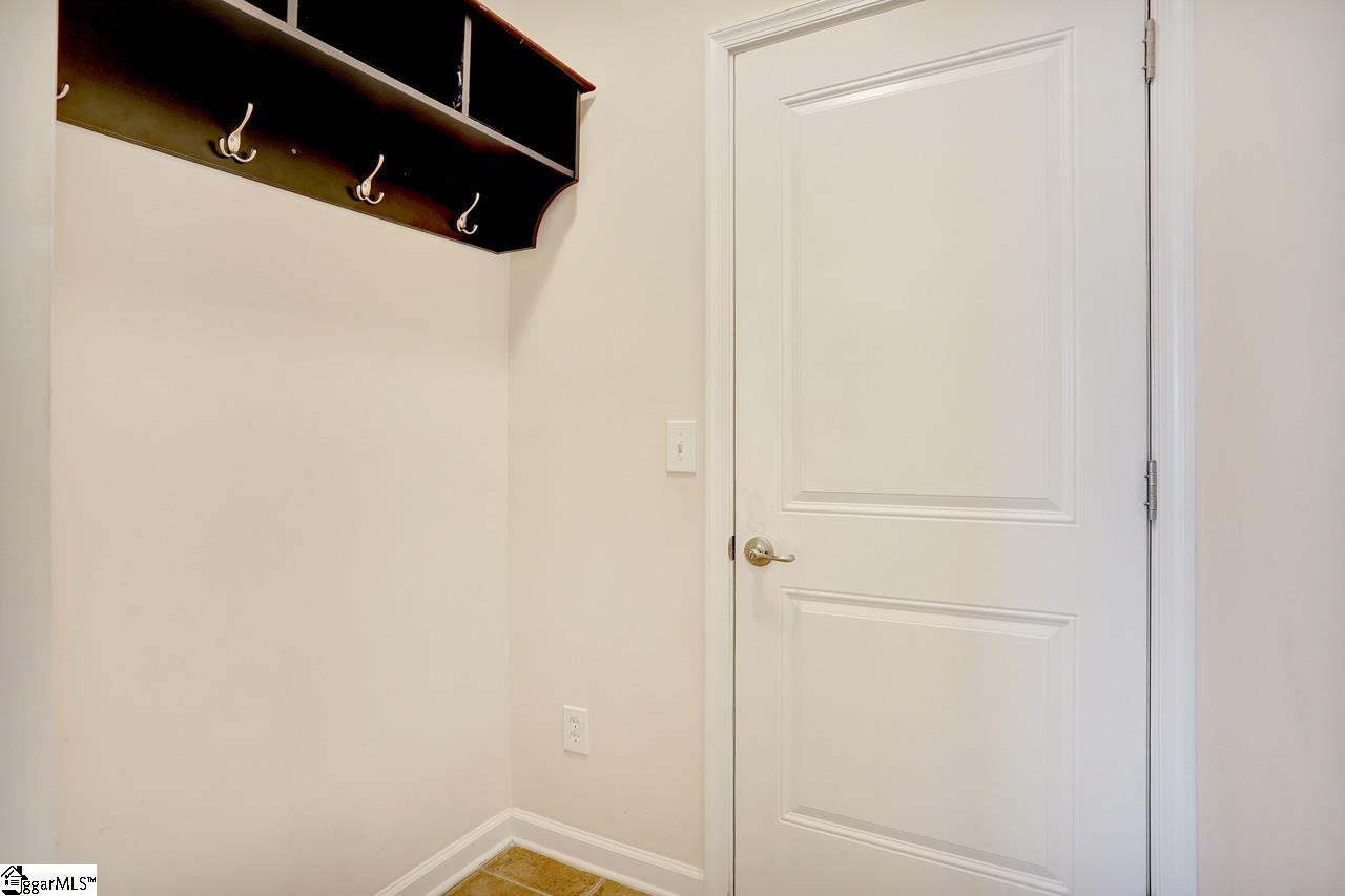 210 Shale Court Greenville, SC 29607 - Photo 16 of 36 Gallery Image 16