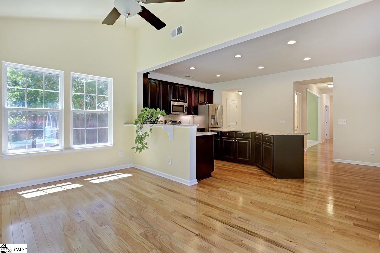 210 Shale Court Greenville, SC 29607 - Photo 10 of 36 Gallery Image 10