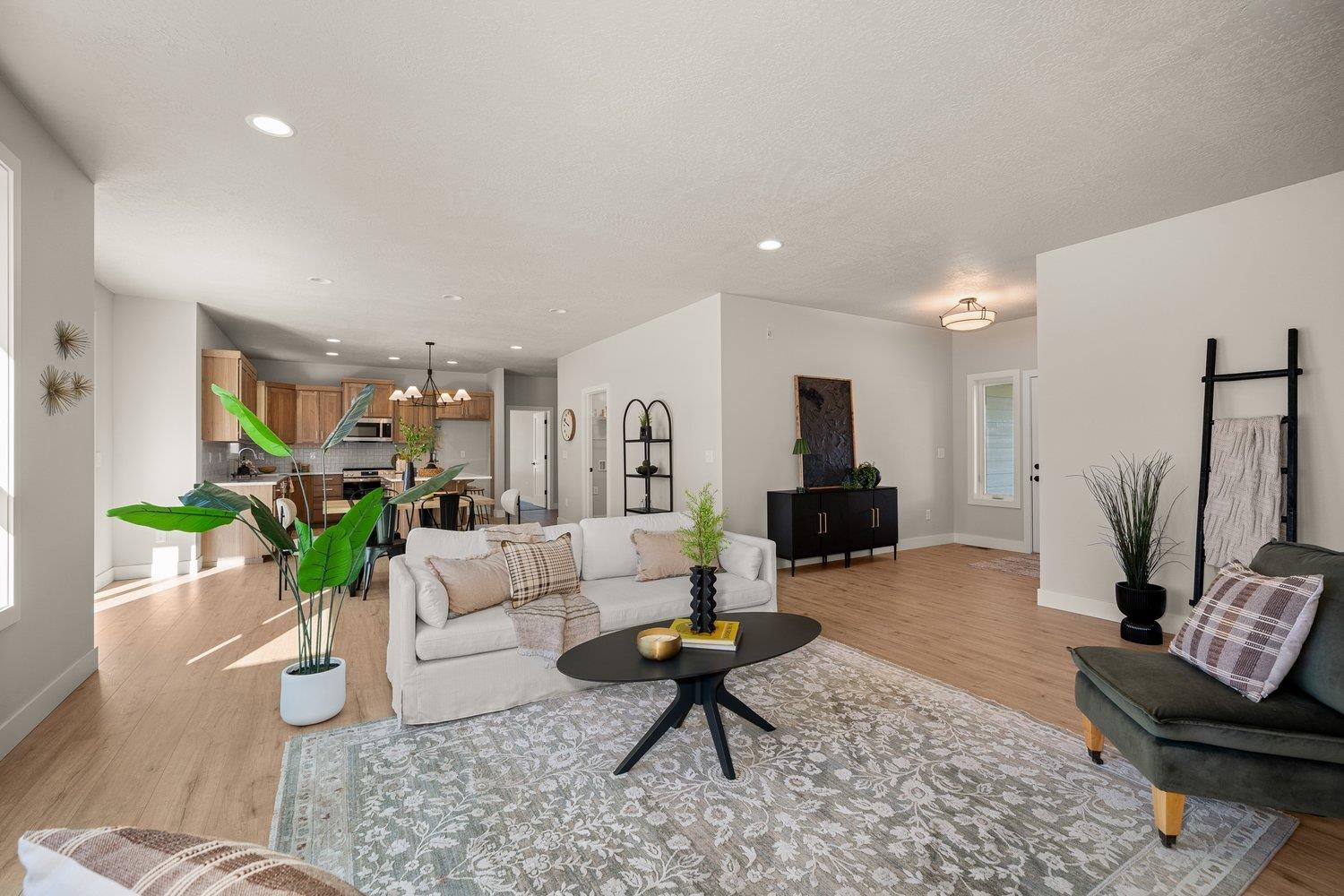 12822 South Sherman Road Spokane, WA 99224 - Photo 8 of 29
