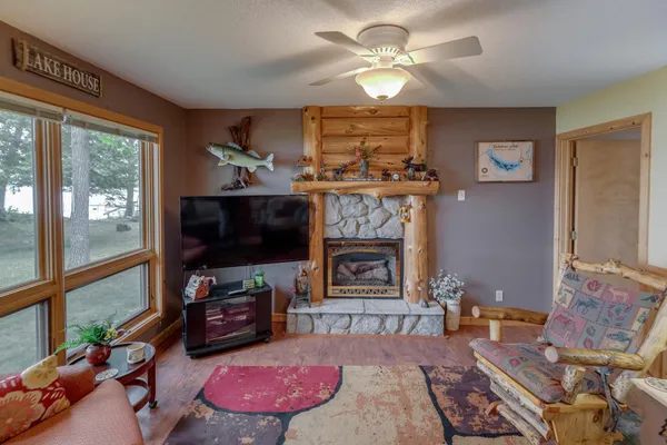 $1,075,000 | 35139 County 39, Laporte, MN 56461
