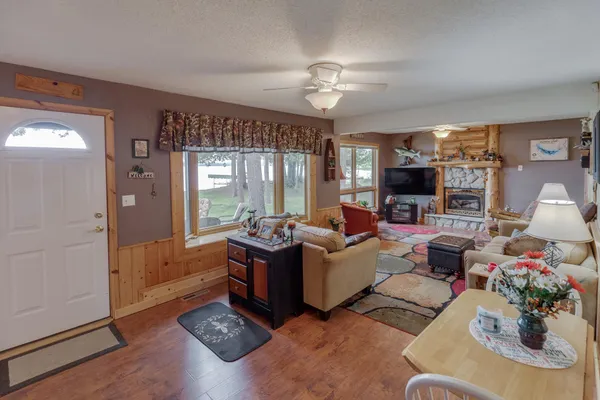 $1,075,000 | 35139 County 39, Laporte, MN 56461