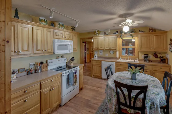 $1,075,000 | 35139 County 39, Laporte, MN 56461
