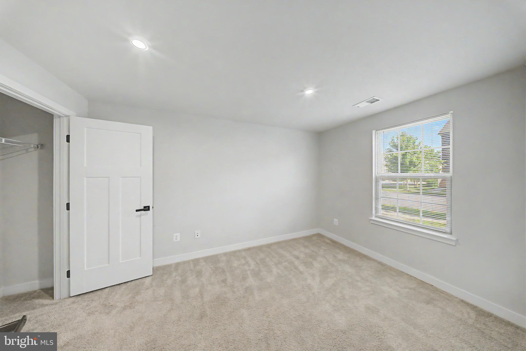 18109 Red Cedar Road Dumfries, VA 22026 - Photo 3 of 40