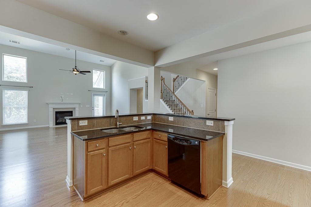 7719 Copper Kettle Way Flowery Branch, GA 30542 - Photo 9 of 47