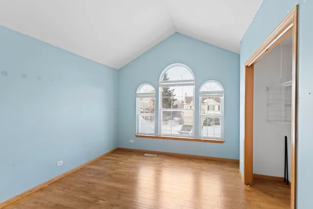 $434,900 | 1917 West River Oaks Drive, Round Lake, IL 60073