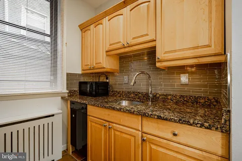 $210,000 | 250 South 13th Street, Unit 1F, Philadelphia, PA 19107