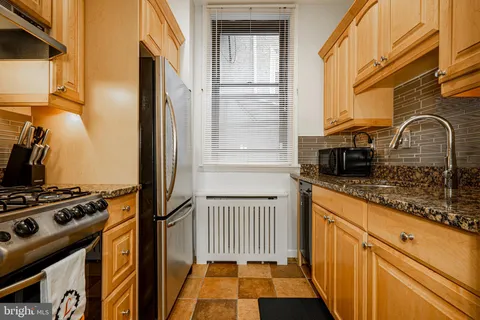 $210,000 | 250 South 13th Street, Unit 1F, Philadelphia, PA 19107