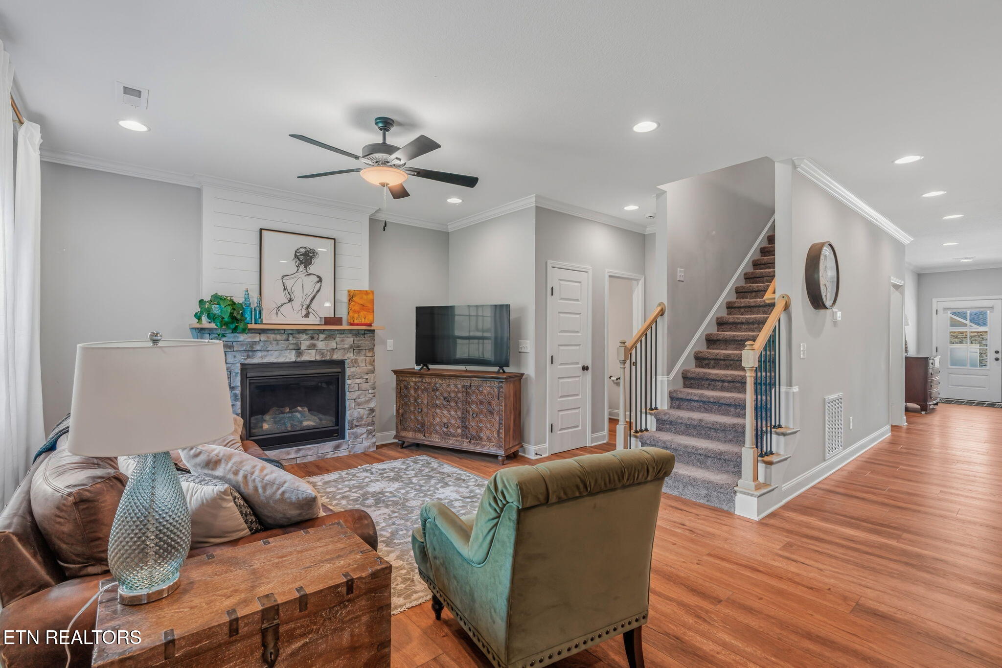102 East Fortenberry Oak Ridge, TN 37830 - Photo 14 of 56 15-web-or-mls-102 E Fortenberry Street-1