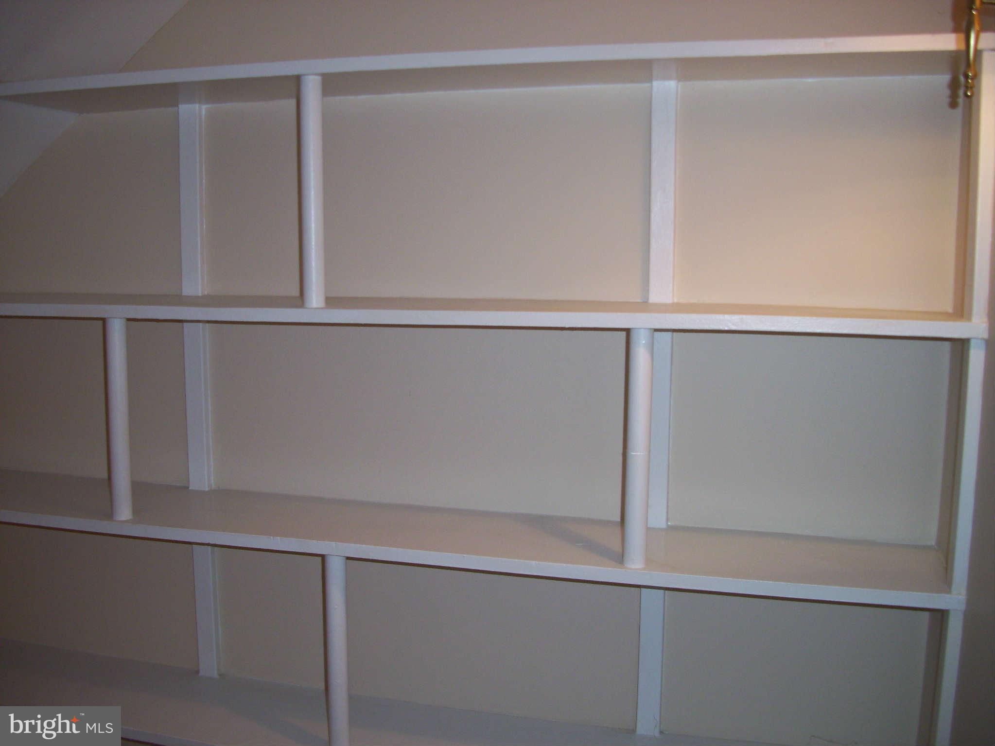 4340 Roland Springs Drive Baltimore, MD 21210 - Photo 17 of 28 Interior General