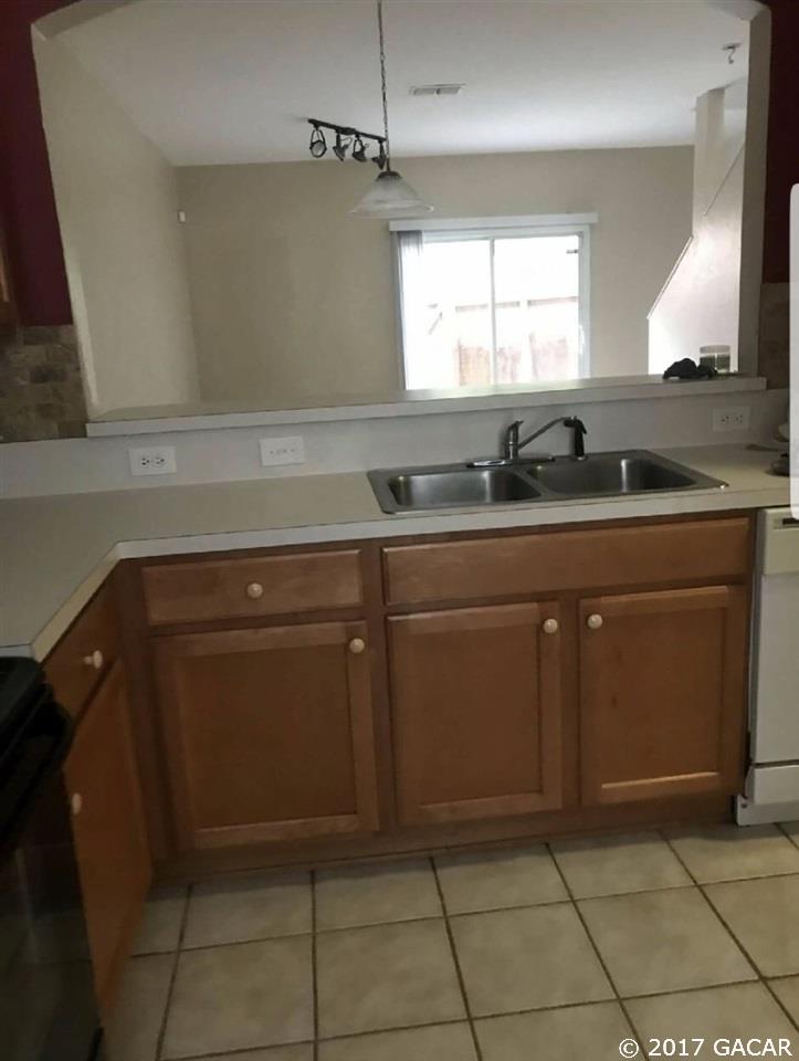 4114 Southwest 15 Place Gainesville, FL 32607 - Photo 4 of 13 Gallery Image 4
