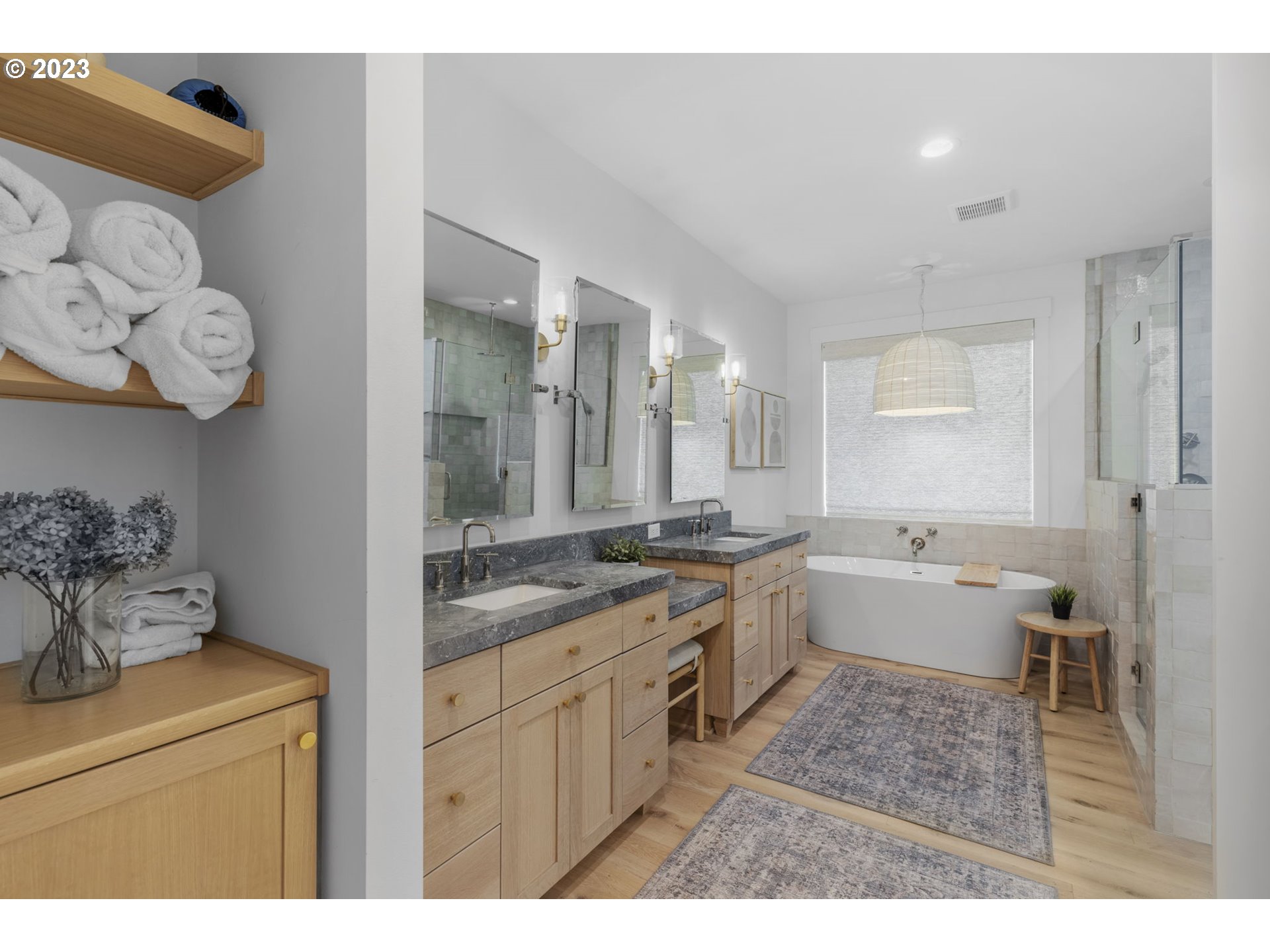 3410 Northwest McMaster Drive Camas, WA 98607 - Photo 26 of 43 a bathroom with a granite countertop sink a toilet and bathtub