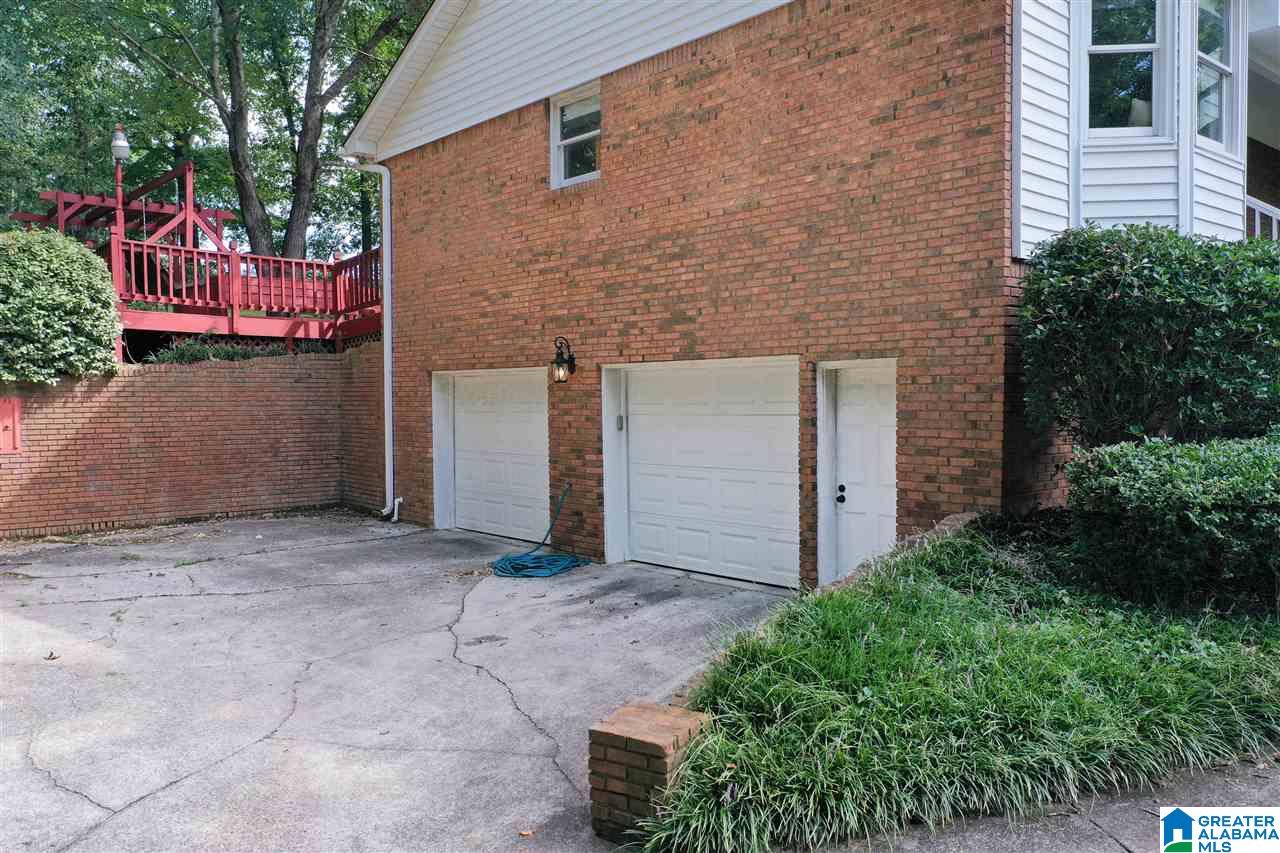 8762 Will Keith Road Trussville, AL 35173 - Photo 3 of 42