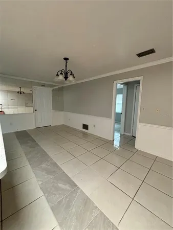 $2,500 | 2502 Vine Street, Orlando, FL 32806