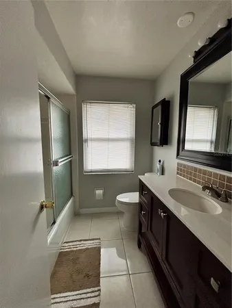 $2,500 | 2502 Vine Street, Orlando, FL 32806