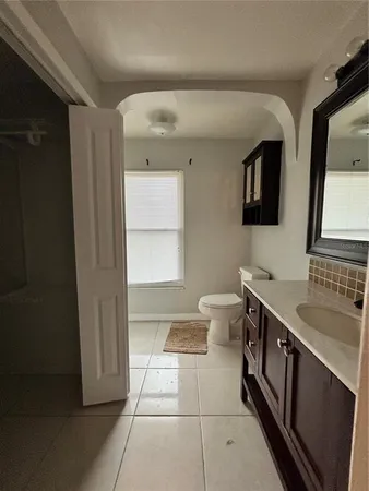 $2,500 | 2502 Vine Street, Orlando, FL 32806