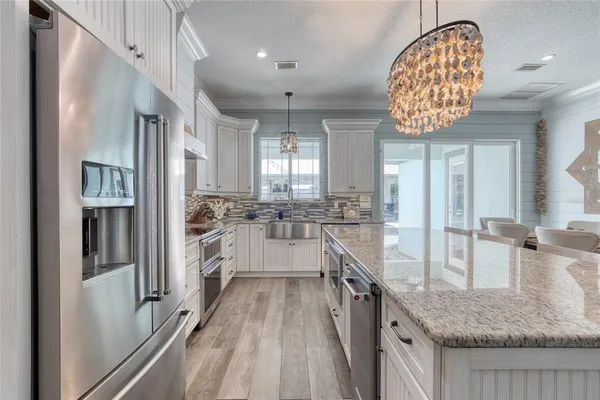 $1,395,000 | 108 Pine Tree Drive, Ormond Beach, FL 32174