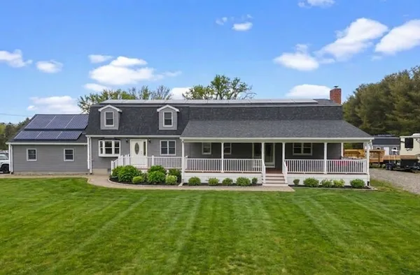 $785,000 | 125 Dr Braley Road, Freetown, MA 02717