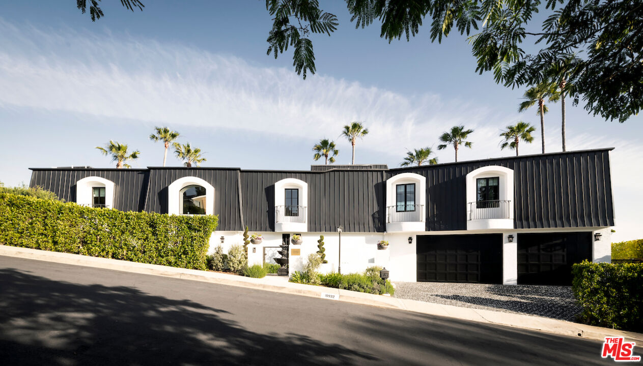 10932 Savona Road Los Angeles, CA 90077 - Photo 5 of 72