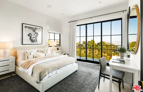 $9,795,000 | 10932 Savona Road, Los Angeles, CA 90077