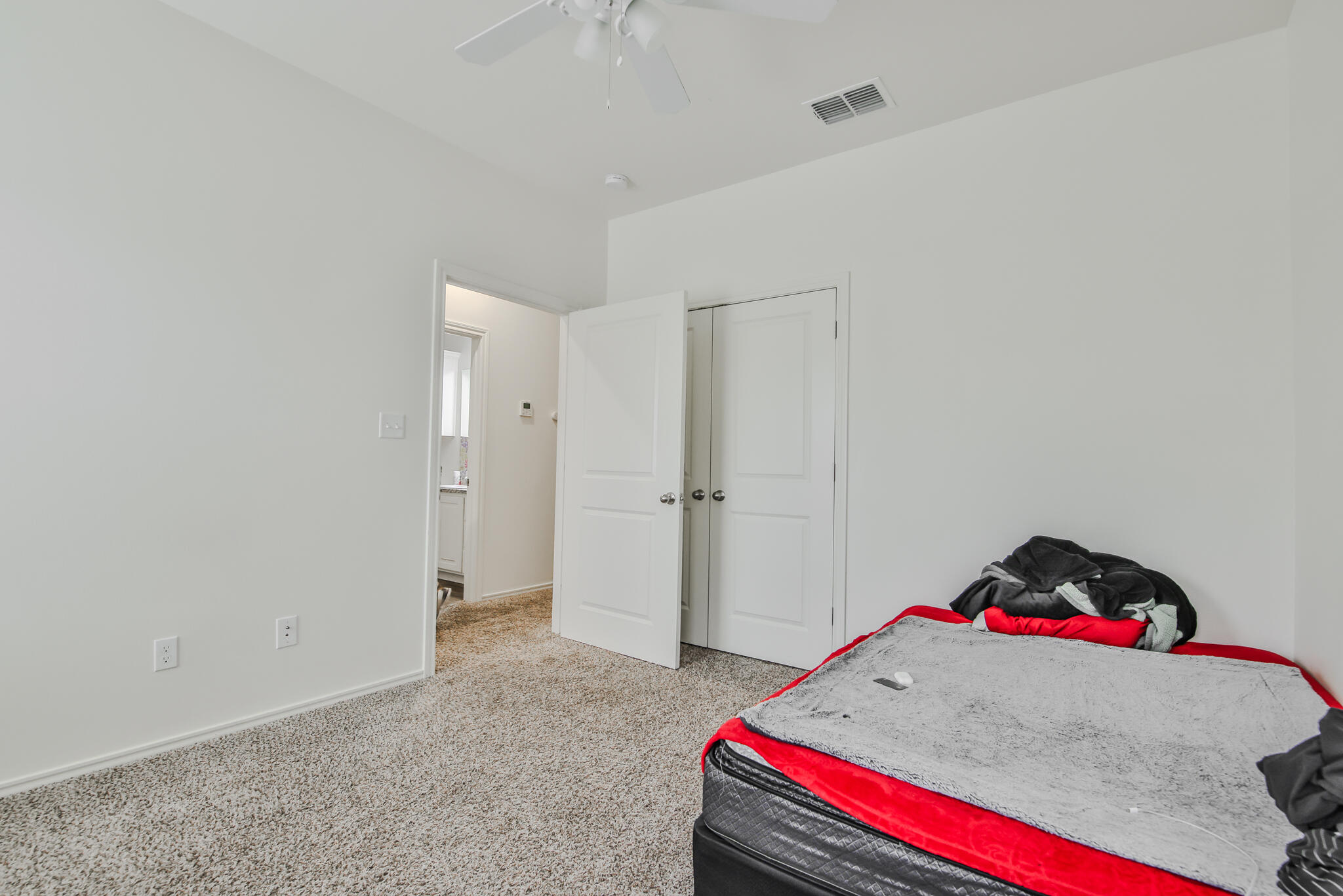 6906 20th Street Lubbock, TX 79407 - Photo 11 of 14 6906 20th St - Bed 3