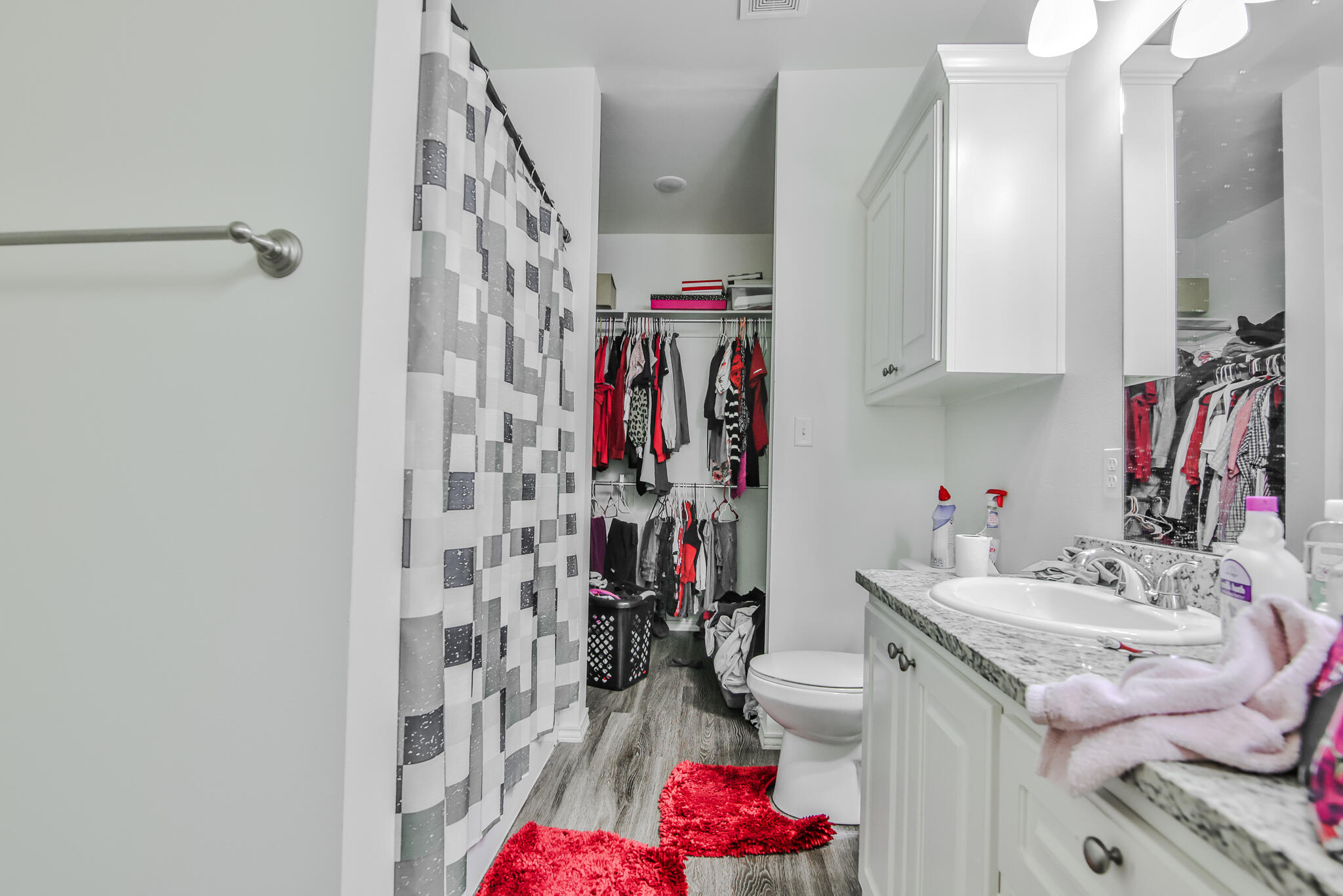 6906 20th Street Lubbock, TX 79407 - Photo 9 of 14 6906 20th St - Primary Bath 2