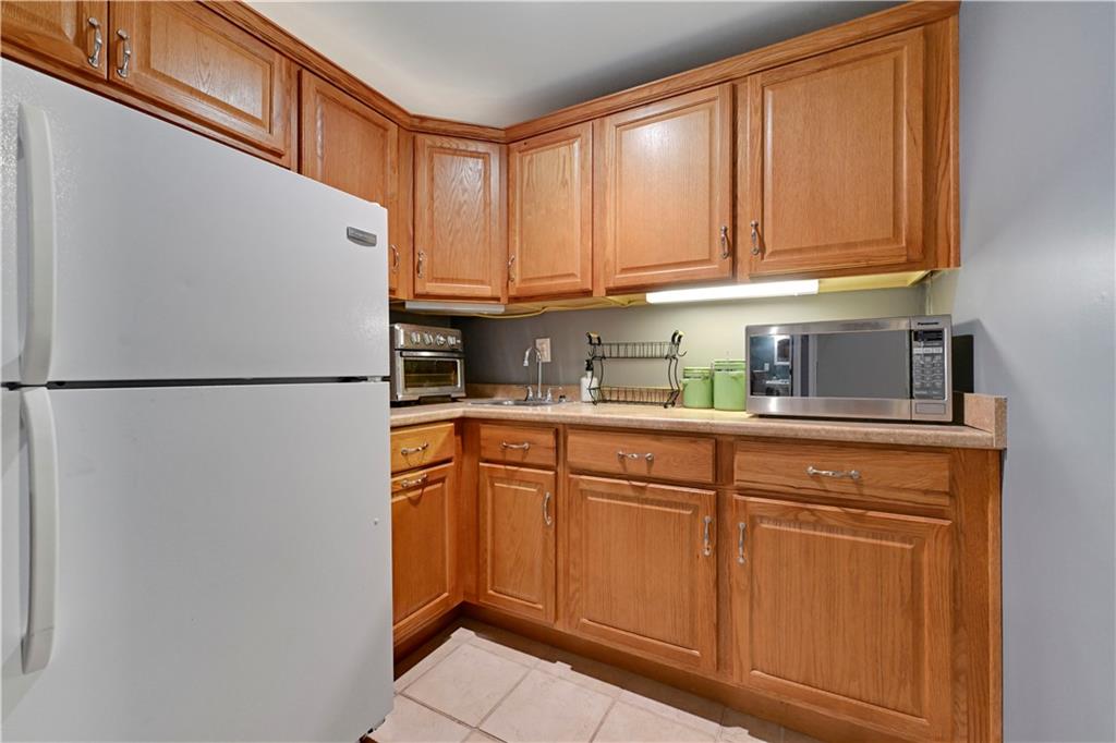 14714 West 83rd Street Lenexa, KS 66215 - Photo 18 of 35