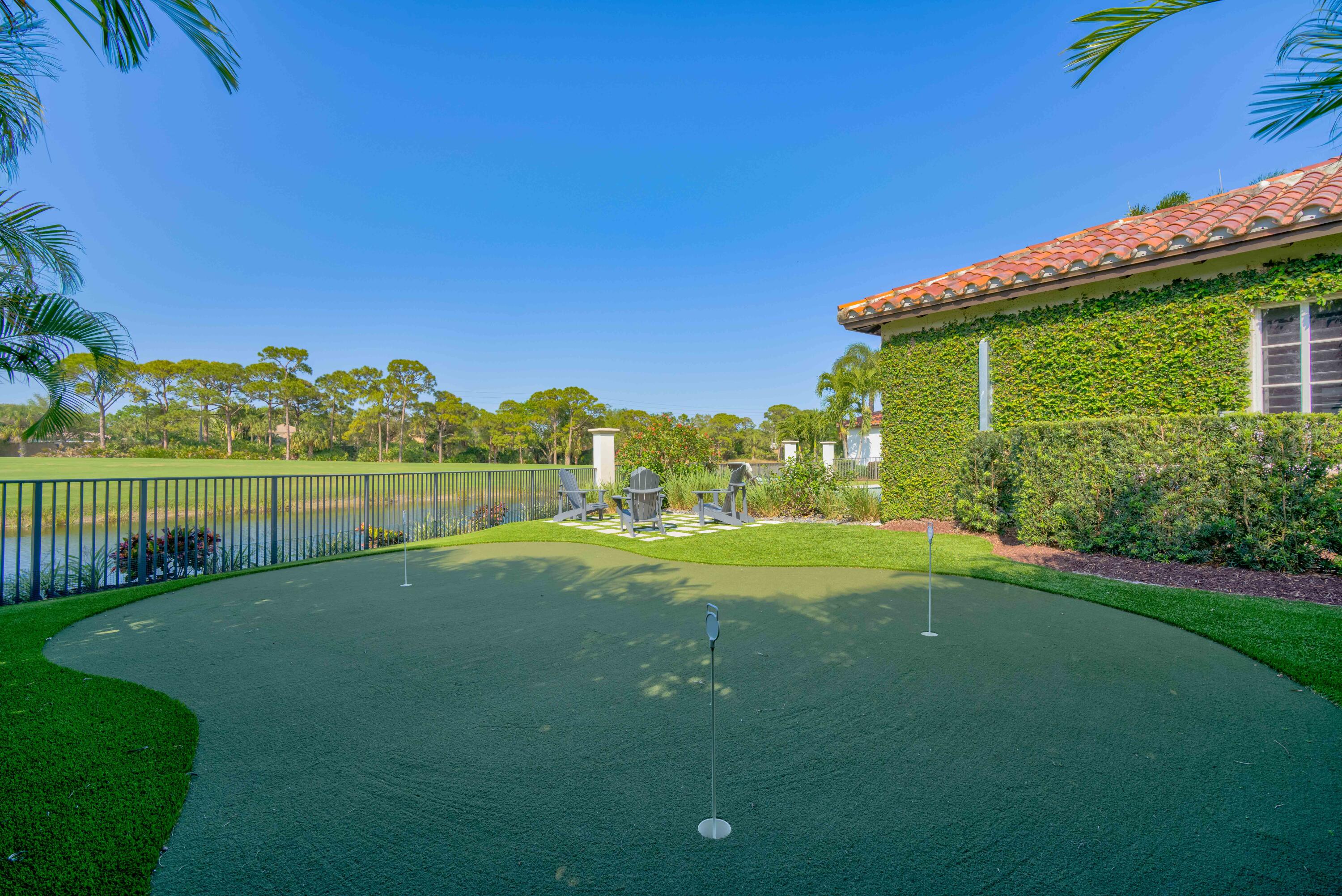 444 Red Hawk Drive Jupiter, FL 33477 - Photo 48 of 58 Putting Green