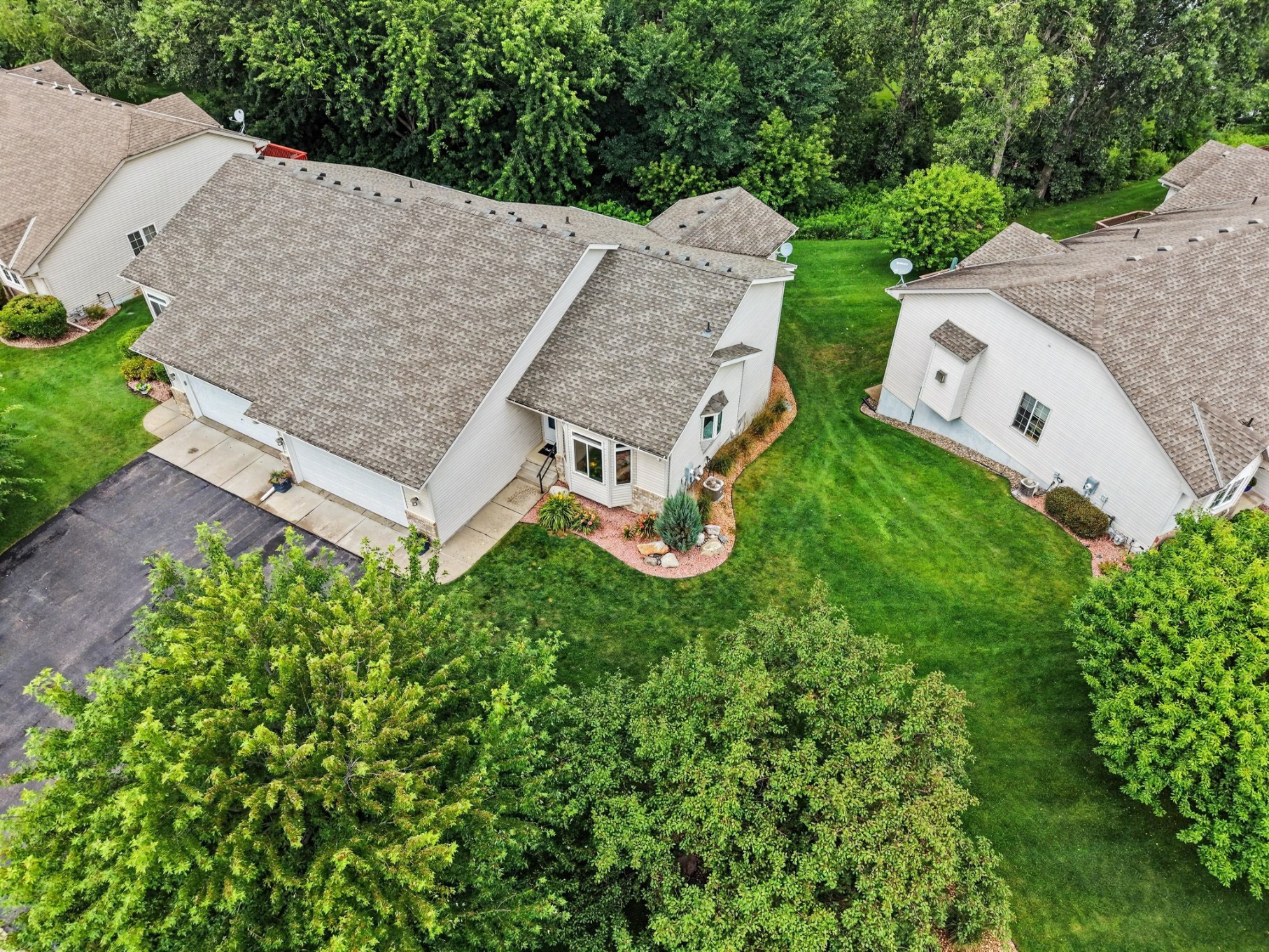 15824 Cicerone Path Rosemount, MN 55068 - Photo 3 of 42