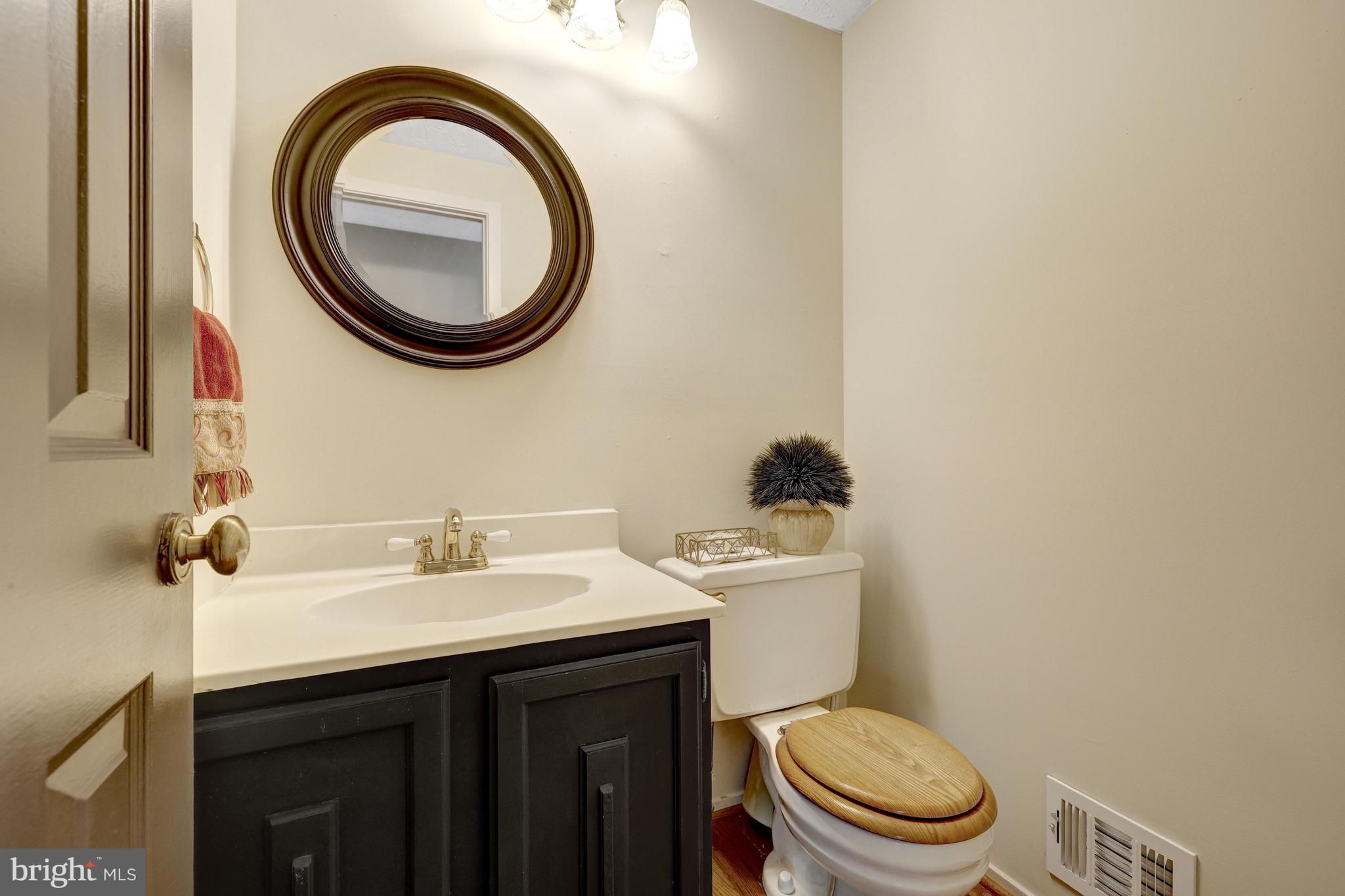 2212 Stirrup Iron Lane Reston, VA 20191 - Photo 12 of 55