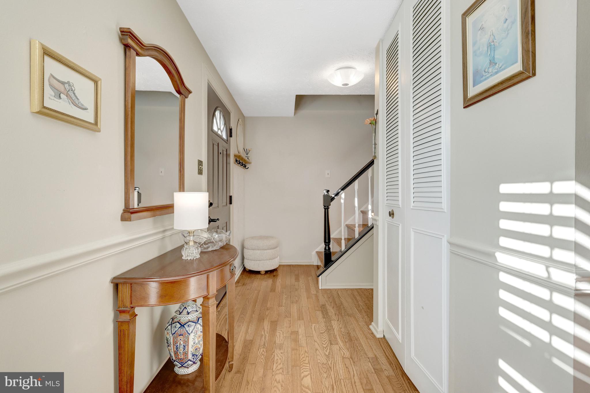 2212 Stirrup Iron Lane Reston, VA 20191 - Photo 4 of 55 Hardwood floors!