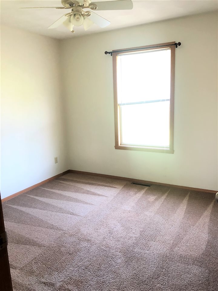 749 7 Hickory Road Byron, IL 61010 - Photo 17 of 25 Gallery Image 17