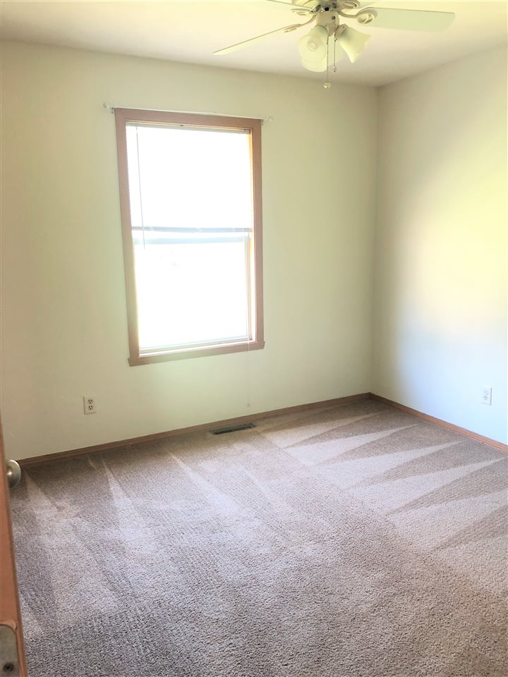 749 7 Hickory Road Byron, IL 61010 - Photo 18 of 25 Gallery Image 18