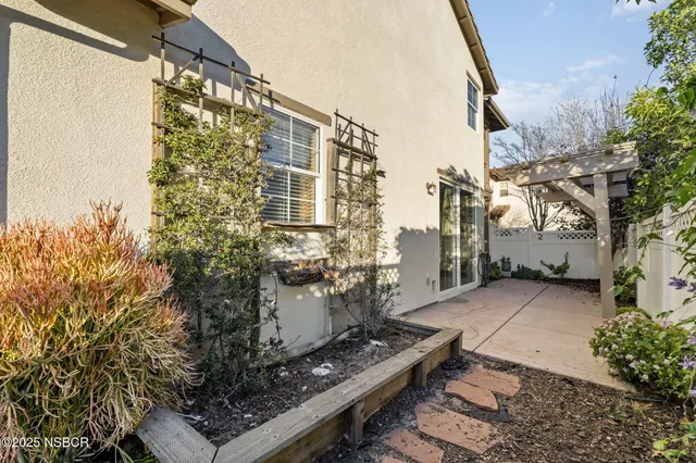 $649,000 | 329 Gilea Court, Santa Maria, CA 93454