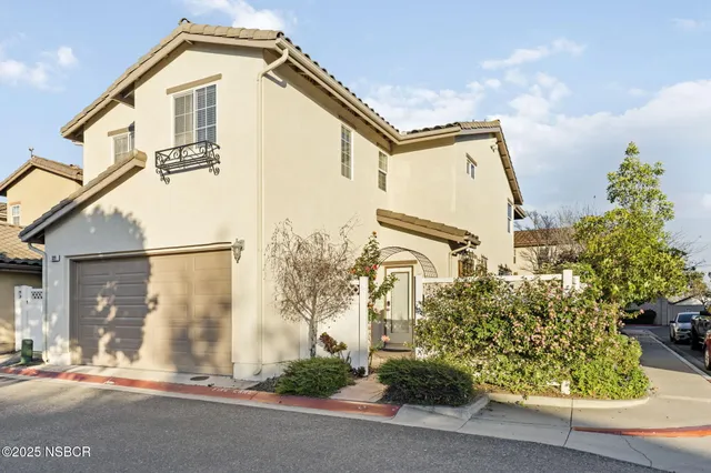 $649,000 | 329 Gilea Court, Santa Maria, CA 93454