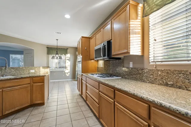 $649,000 | 329 Gilea Court, Santa Maria, CA 93454