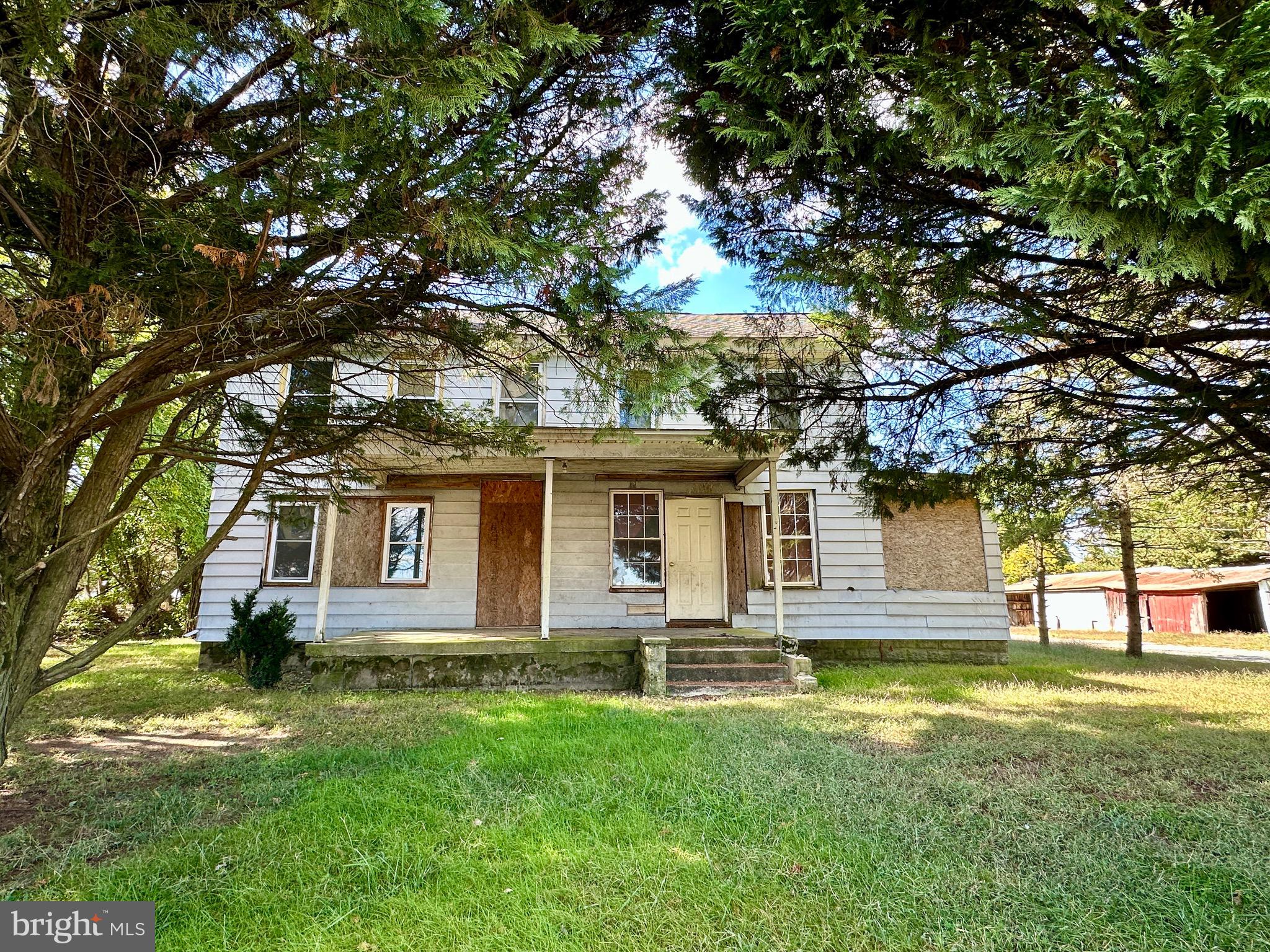 459 Killens Pond Road Harrington, DE 19952 - Photo 9 of 11 front view of house with a yard