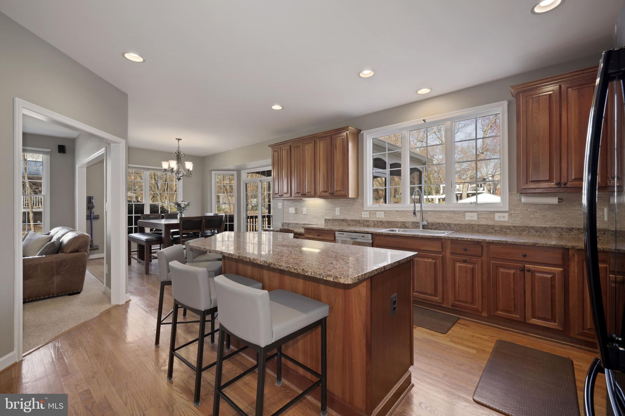415 Court House Road Southwest Vienna, VA 22180 - Photo 14 of 66 Gallery Image 14