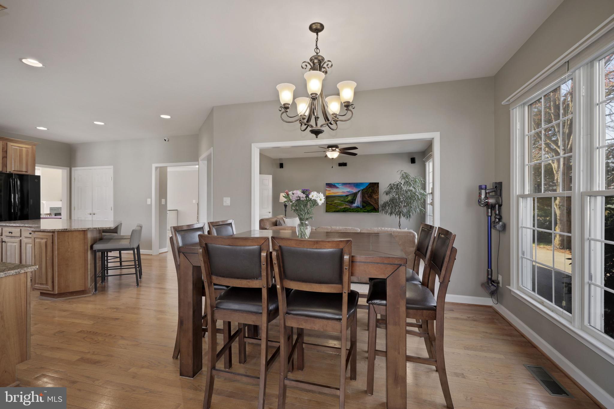 415 Court House Road Southwest Vienna, VA 22180 - Photo 22 of 66 Gallery Image 22
