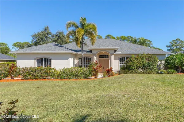 $590,000 | 3639 Meadowlark Way, Melbourne, FL 32904