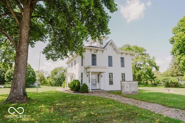 $120,000 | 221 North High Street, Greensboro, IN 47344