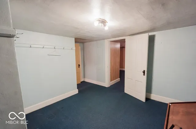 $120,000 | 221 North High Street, Greensboro, IN 47344