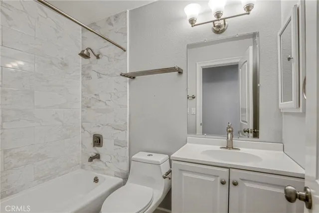 $4,500 | 22725 Gault Street, West Hills, CA 91307