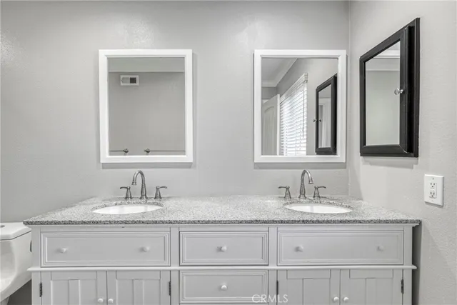 $4,500 | 22725 Gault Street, West Hills, CA 91307